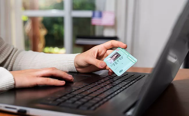 Aadhaar–PAN Card Linking Assistance image